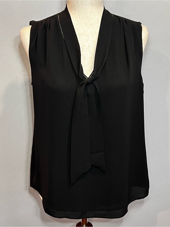 White House Black Market Tops - White House Black Market Black Sleeveless V-Neck Tie-Front Camisole